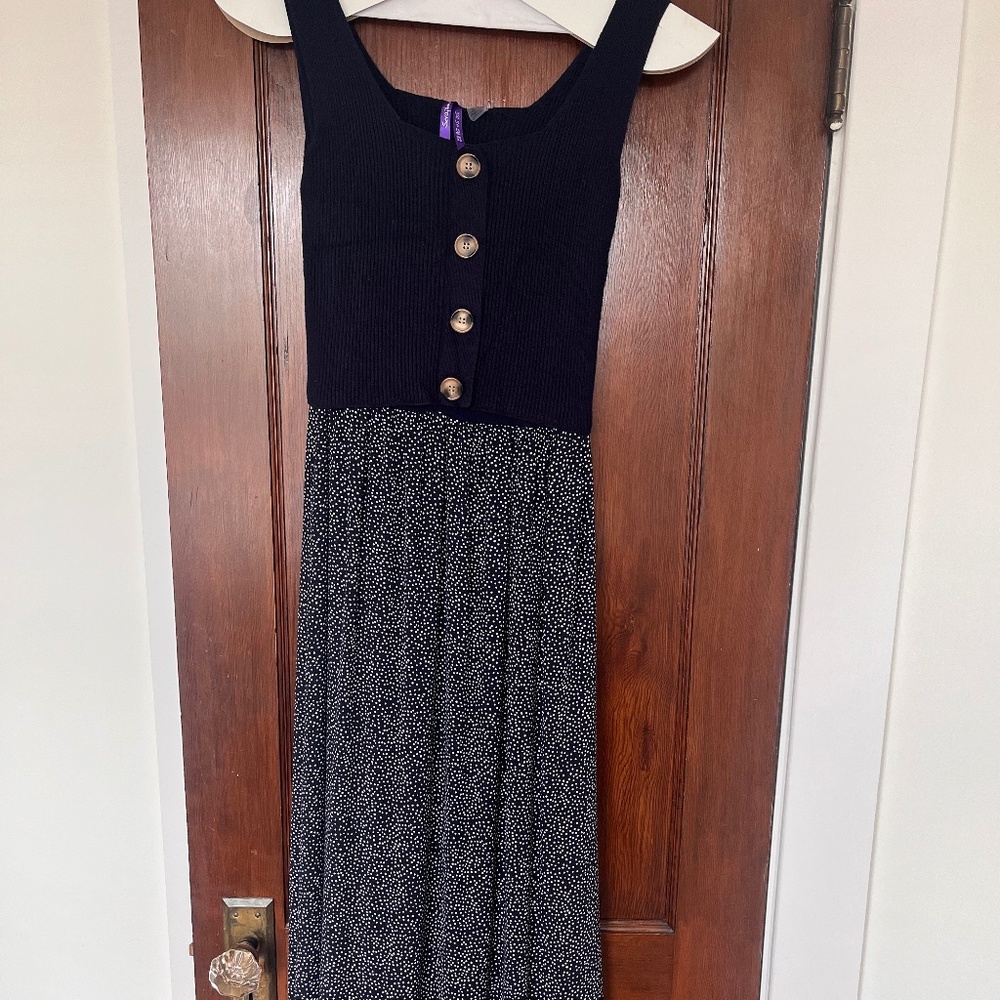 Seraphine Maternity & Nursing Midi Dress - Size 8